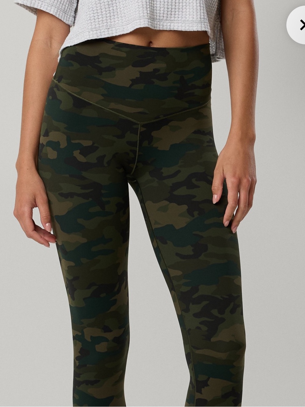 OFFLINE by aerie XTRA hold up high waisted leggings olive camo size large